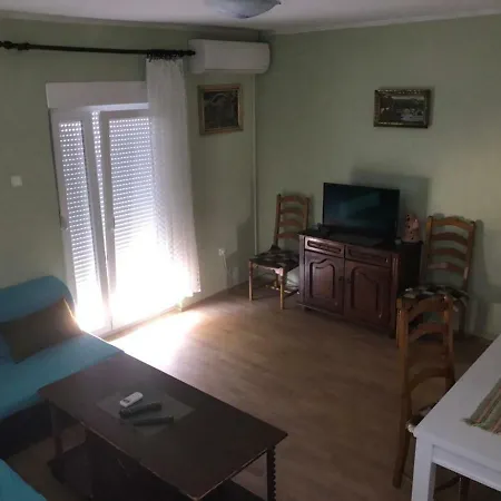Apartman Moj Dom דירה