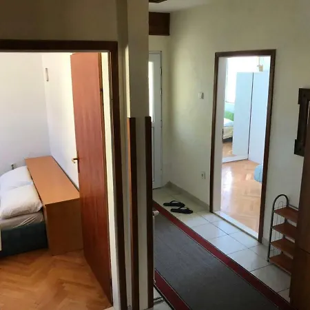 דירה Apartman Moj Dom